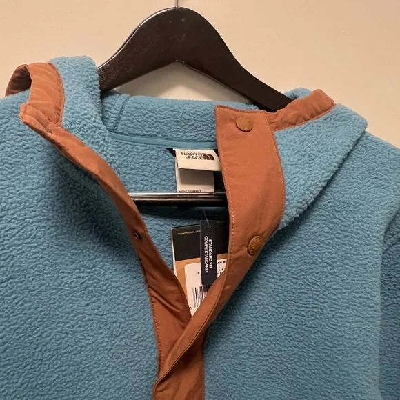 North Face Carbondale 1/4 Snap Fleece‎ Hoodie - NWT